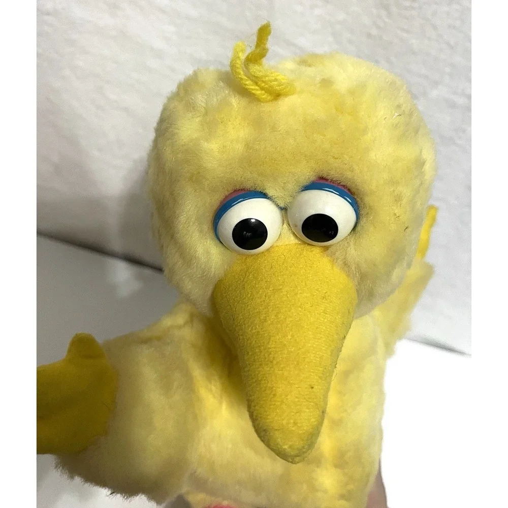 1997 Tyco Tickle Me Big Bird Sesame Street Plush Electronic Laughs & Shakes 12